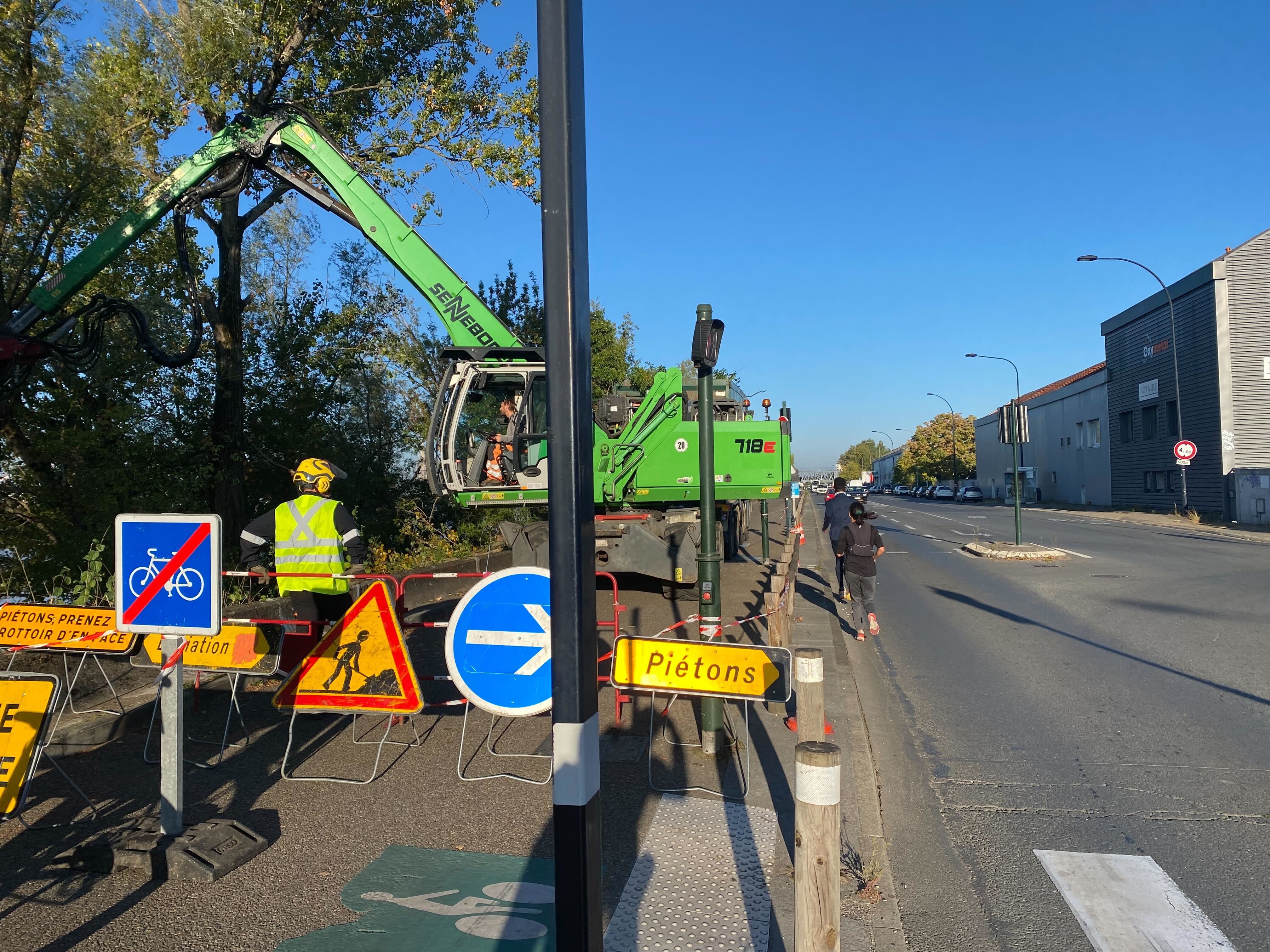Créer et mettre en place une charte de chantier pour prendre en compte les cyclistes et les piéton⋅nes lors des travaux de voirie